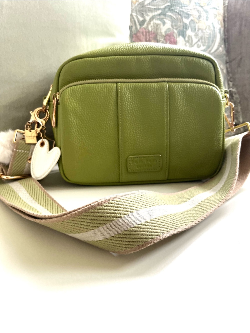 Pom Pom London Greenwich Crossbody Bag in Green with straps and charms - Picture 2 of 15